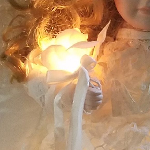 Christmas Angel Tree Topper Lighted Animated Tree Top or Desktop Decor - Picture 6 of 8